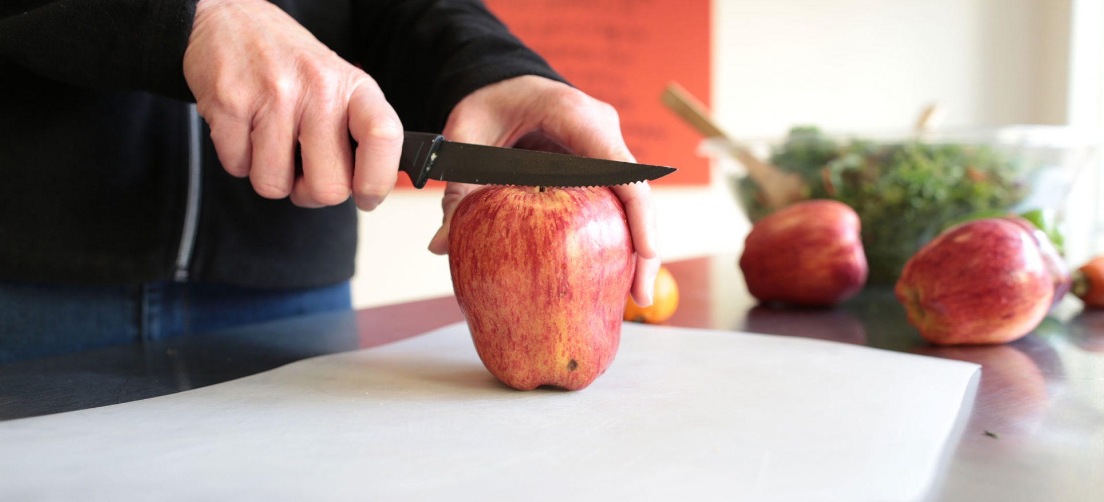 blouse apple cutting